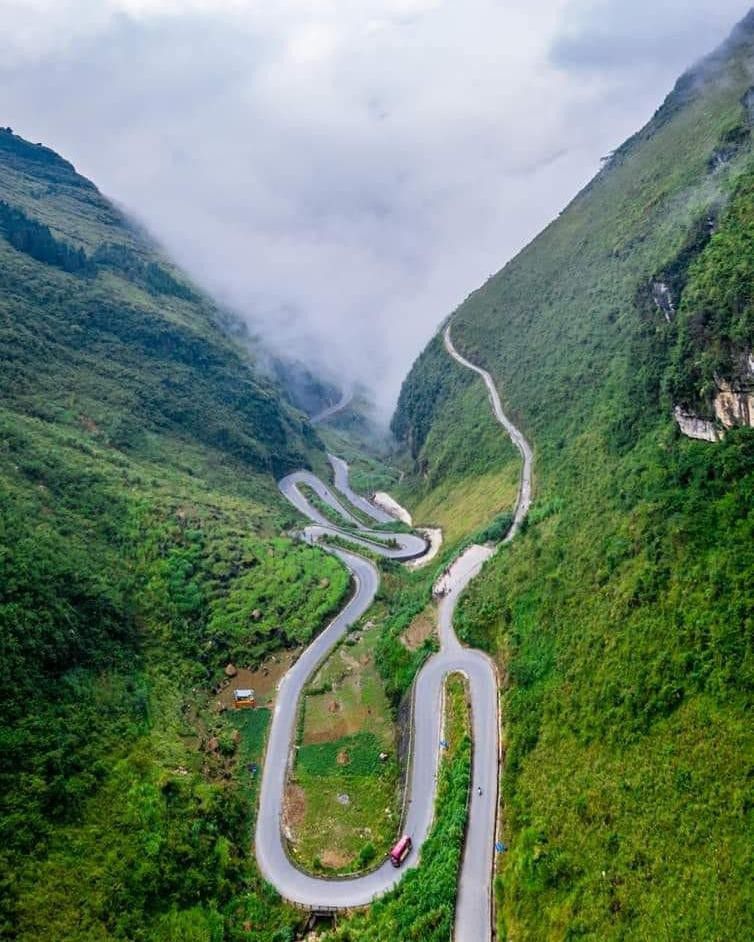 Tham Ma Pass from above